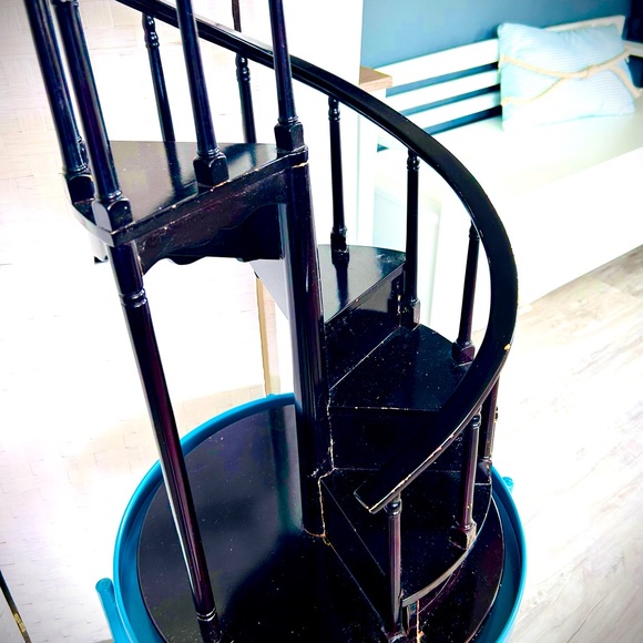 Buyers Choice Library Stair case display - Picture 4 of 10